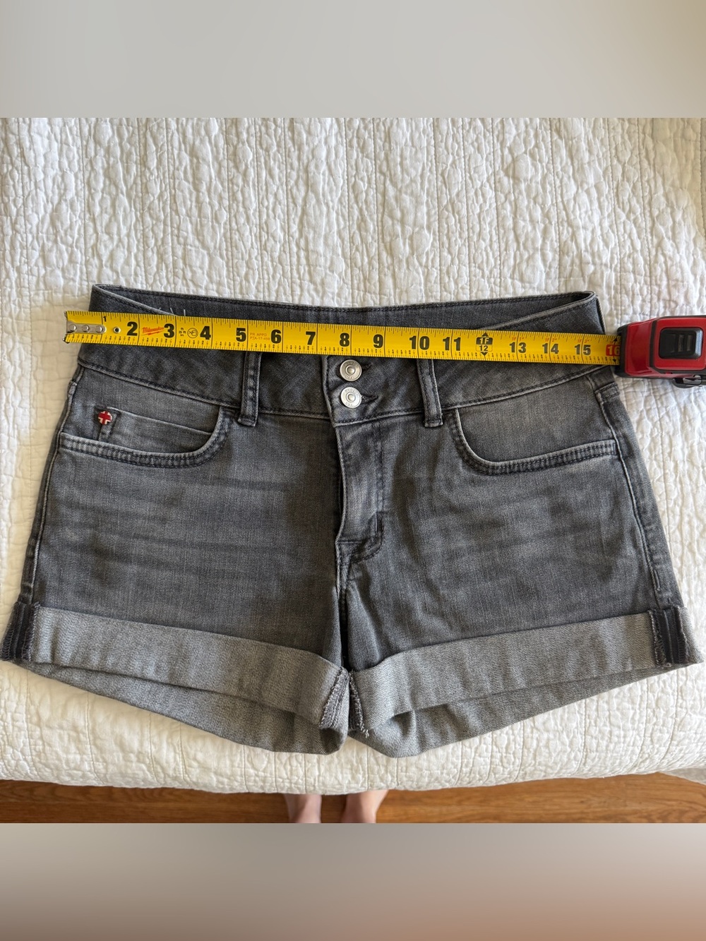 New Sz 28 Hudson Ruby Stretch Shorts in Grey ($125)